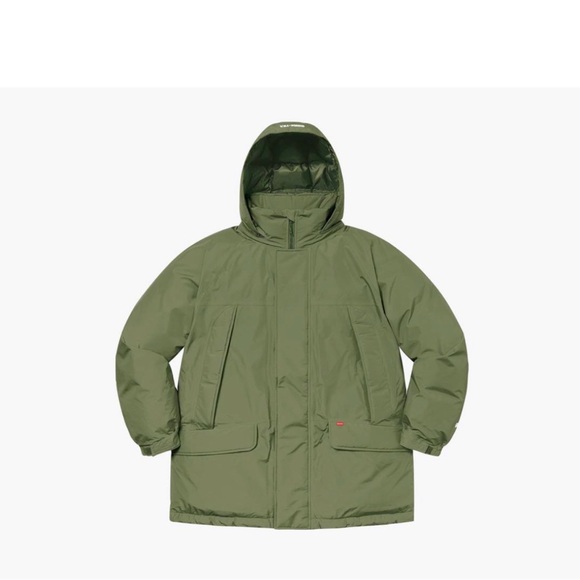 “SOLD”Supreme water proof coat. - Picture 4 of 14